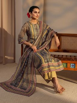 Libas - Beige Bandhani Printed Straight Kurta With Pant & Dupatta