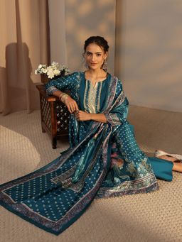 Libas - Blue Ethnic Motif Printed Straight Kurta With Pant & Dupatta