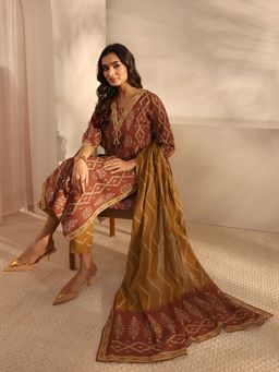 Libas - Rust Ethnic Motif Printed Straight Kurta With Pant & Dupatta
