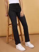 Black color option, Sold out, Currently selected
