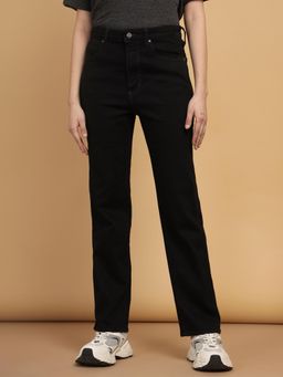 Wrangler - Black Straight Fit Jeans