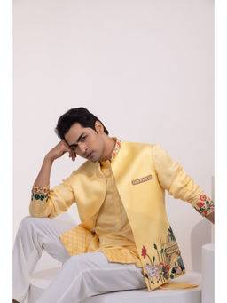 YOSEBA - Amaltas Baagh Yellow Jacket