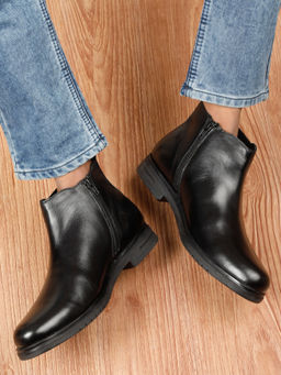 Teakwood - Men Black Solid Leather Chelsea Boots