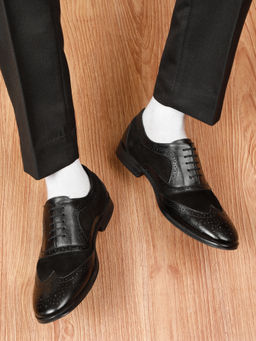 Teakwood - Men Black Leather Lace-Up Brogues Shoes