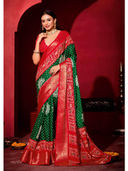 Green color option, Sold out, Currently selected