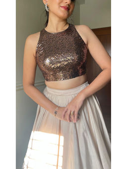 Binks - Kiki Gold Crew Neck Sequined Stitched Blouse