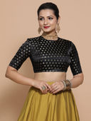 Black color option, Sold out, Currently selected