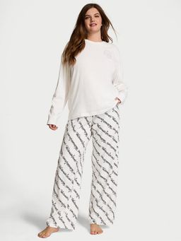 Victoria's Secret - White Flannel Long-Sleeve T-shirt & Pyjama (Set of 2)