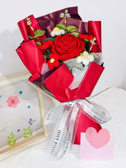 Ekhasa - Large Red Rose Crochet Bouquet - Knitted Woolen Flowers Perfect for Gifting