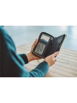 Victorinox - 2.0, Smartphone Wristlet, Deep Lake Wallet (606705)