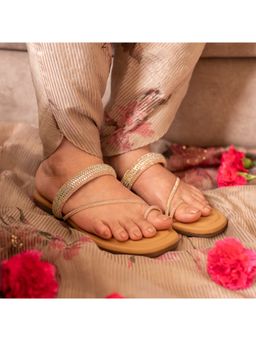 Coral Haze - Tan Lume One Toe Flat for Women