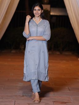 Zuri - Greyish Blue Embroidered Cotton Silk Kurta