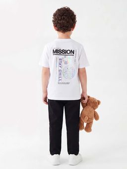 United Colors of Benetton - White Relaxed Fit Round Neck Typography Printed T-shirt