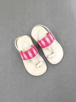 The Madras Trunk - Kids Pink Kolhapuris