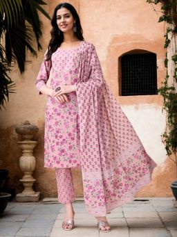 Gahan - Cotton Floral Printed with Lace Work Pink Kurta Pant & Dupatta (Set of 3)