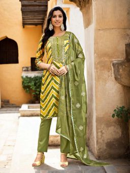 Gahan - Cotton Yoke Embellished with Chevron Printed Green Kurta Pant & Dupatta (Set of 3)