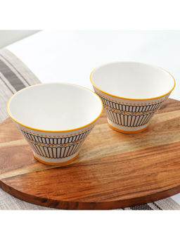 Femora - White Rich Ornate Pattern Ceramic Ramen Bowls (Pack of 2)