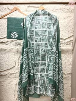 DEVRI - Green Cotton Printed Unstitched Kurta with Pant and Dupatta