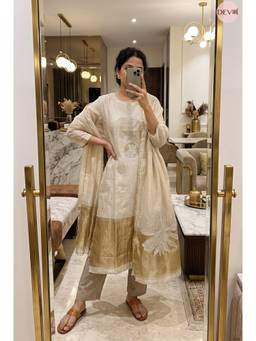 DEVRI - Cream Banarashi Silk Unstitched Kurta with Pant and Dupatta