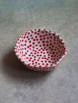 WEAVING HOMES - White Mini Red Xmas Bowl