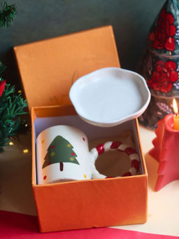 WEAVING HOMES - The Og Christmas Mug & White Handmade Dessert Plate