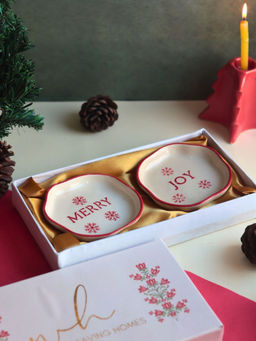 WEAVING HOMES - White Merry & Joy Handmade Dessert Plates (Pack of 2)