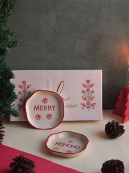 WEAVING HOMES - White Merry & Hohoho Handmade Dessert Plates (Pack of 2)