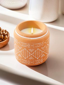 UMAI - 25Hrs Burn Time Teak Wood Scented Candle