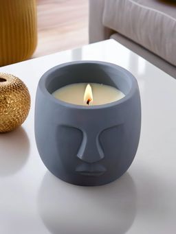 UMAI - 30Hrs Burn Time Black Orchid Scented Candle