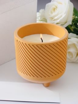 UMAI - Cement Jar 25Hrs Burn Time Ceylontea Scented Candle