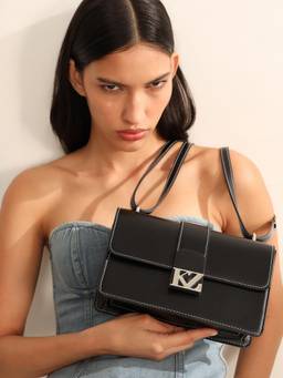 Kazo - Soren Sling Bag Black (S)