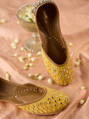 Yellow color option, Sold out
