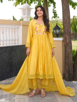 ONEWE INDIA - Mustard Floral Handwork Chanderi Kurta With Pant & Dupatta