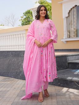 ONEWE INDIA - Pink Daisy Chanderi Angrakha Kurta With Inner Pant & Dupatta