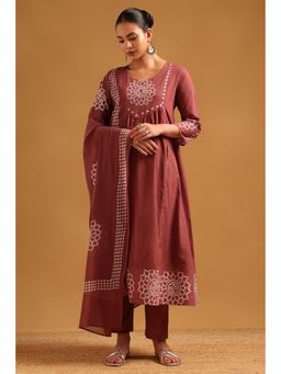 Soch - Rust Cotton Bandani Printed Kurta With Pant & Dupatta