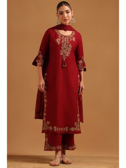 Soch - Maroon Cotton Embroidered Kurta With Pant & Dupatta