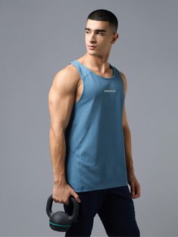 Technosport - Men Textured Slim Fit Round Neck Sports T-Shirt with Technocool+