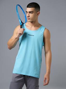 Technosport - Men Textured Slim Fit Round Neck Sports T-Shirt with Technocool+