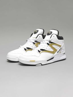 Reebok - Pump Omni Zone Ii - Men White Classics Sneakers