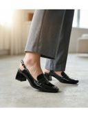 Black color option, Currently selected