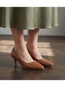 Tan color option, Currently selected