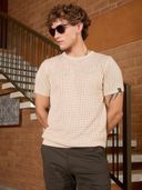 Off White color option, Currently selected