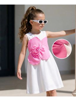 Hola Bonita - Off White Floral Applique Knit Textured Fabric Knee Length Dress