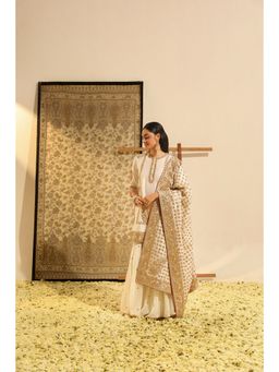 Sheetal Batra - Ivory Siraj Short Kurta with Sharara and Dupatta (Set of 3)