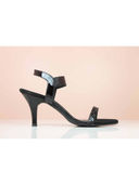 Black color option, Sold out, Currently selected