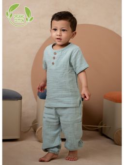 Cot & Candy - Green Solid Regular T-Shirt