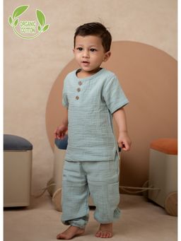 Cot & Candy - Green Solid Regular T-Shirt with Pant