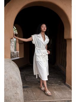 The Terra Tribe - Off White Harajuku Trench Coat Dress with Belt (Set of 2)