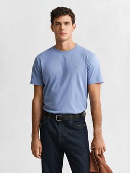GANT - Men Blue Solid Shield Pure Cotton T-shirt