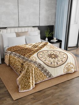 Signature - Double Bed All Weather Blanket - Gold